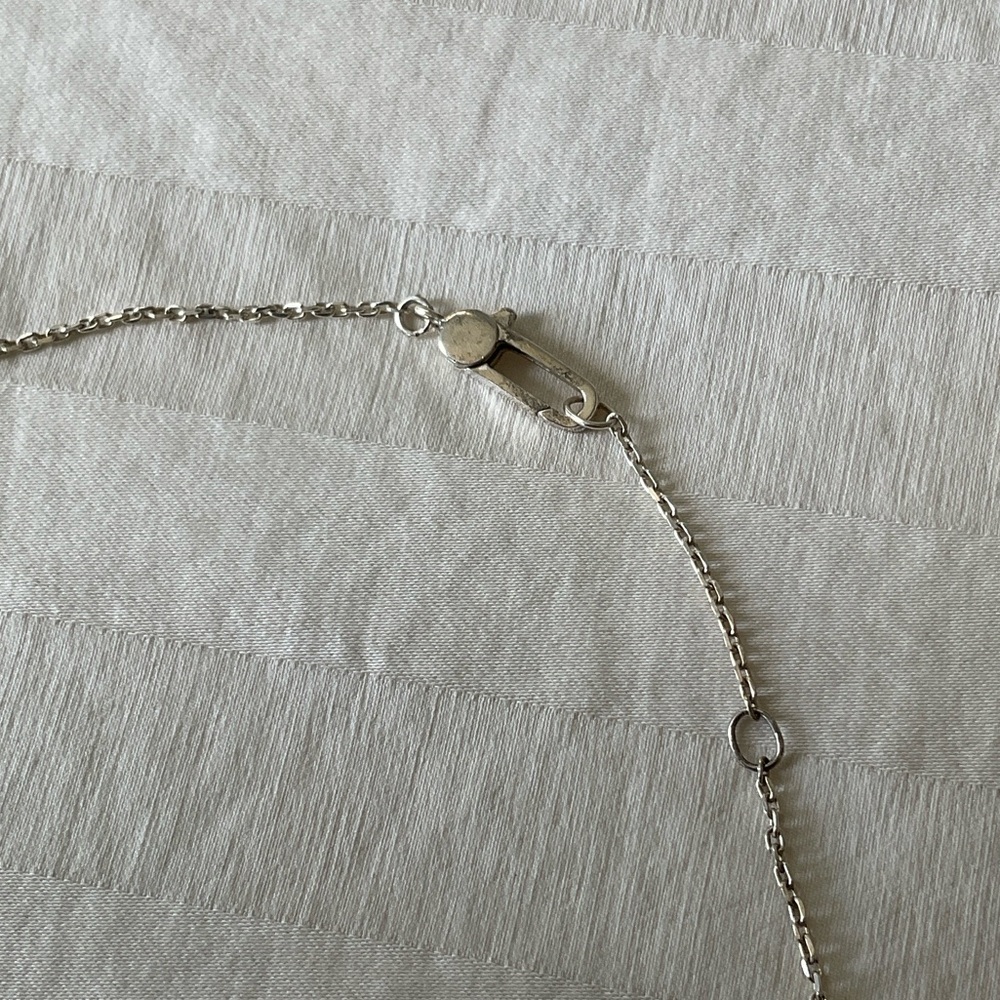 Gucci Heart Pendant Necklace - Picture 5 of 7